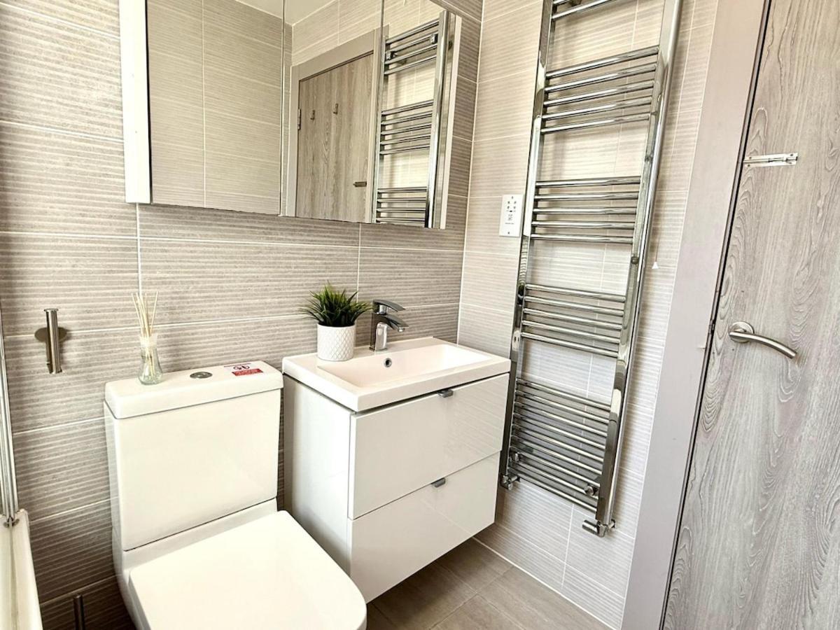 Horizon House, Stunning 2-Bedroom Flat 1, Parking, Netflix, אוקספורד מראה חיצוני תמונה