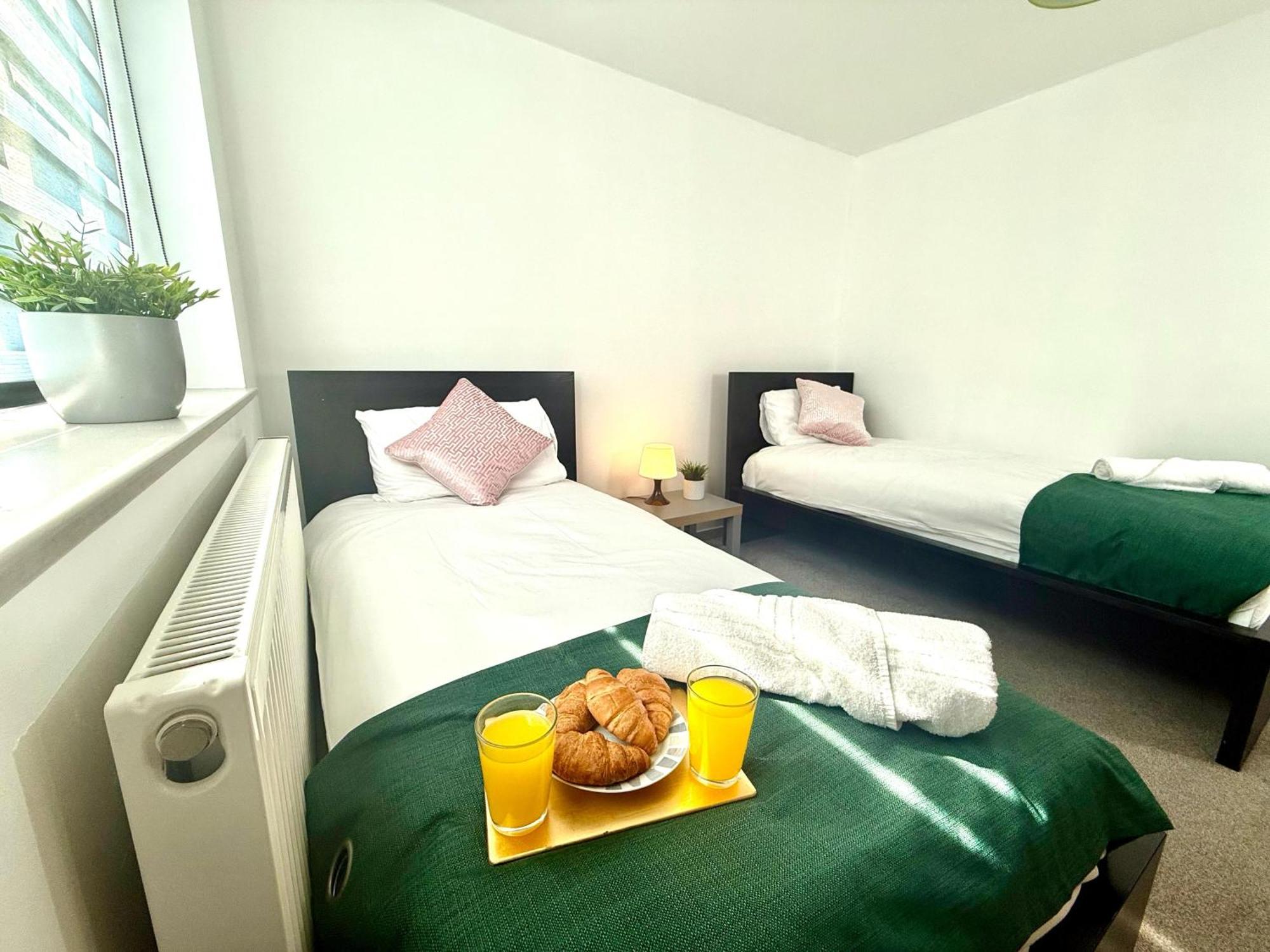 Horizon House, Stunning 2-Bedroom Flat 1, Parking, Netflix, אוקספורד מראה חיצוני תמונה
