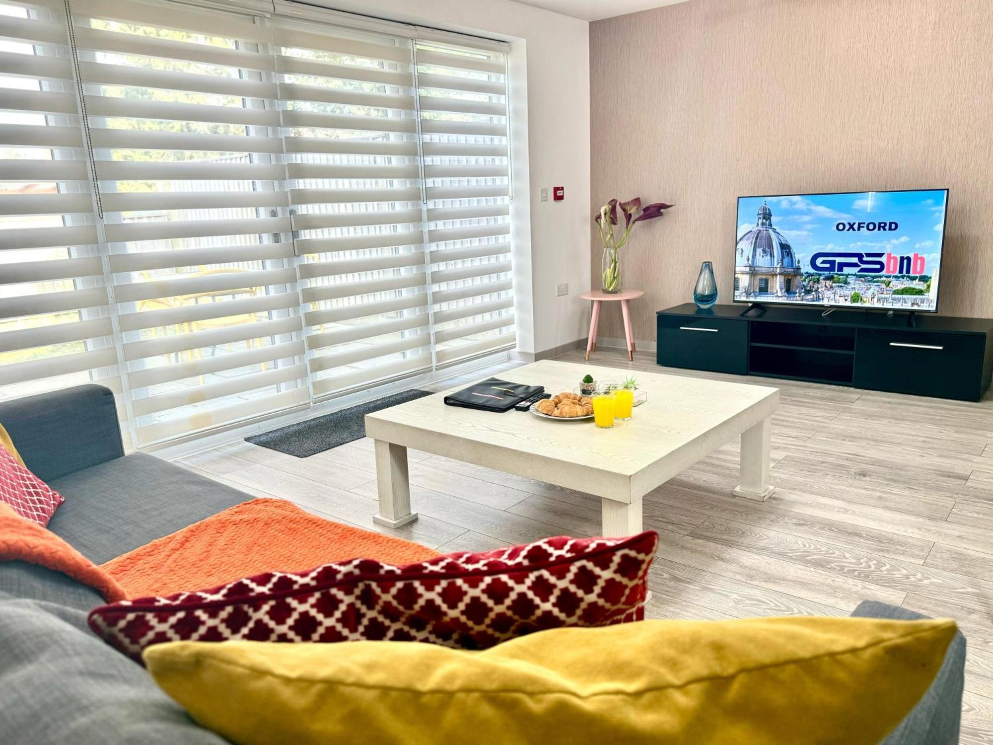 Horizon House, Stunning 2-Bedroom Flat 1, Parking, Netflix, אוקספורד מראה חיצוני תמונה